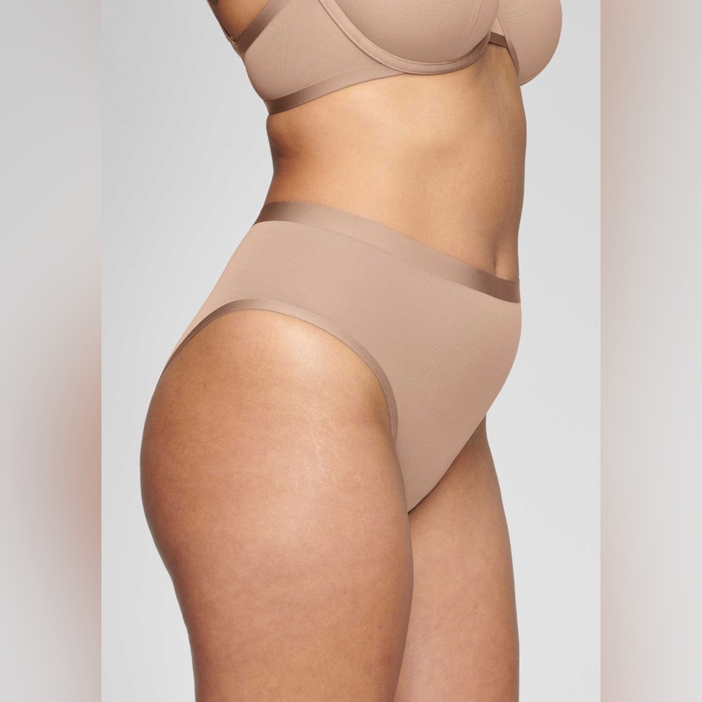 CUUP 2 Highwaist Mesh Taupe Underwear / High waisted undies US 4 (Small)